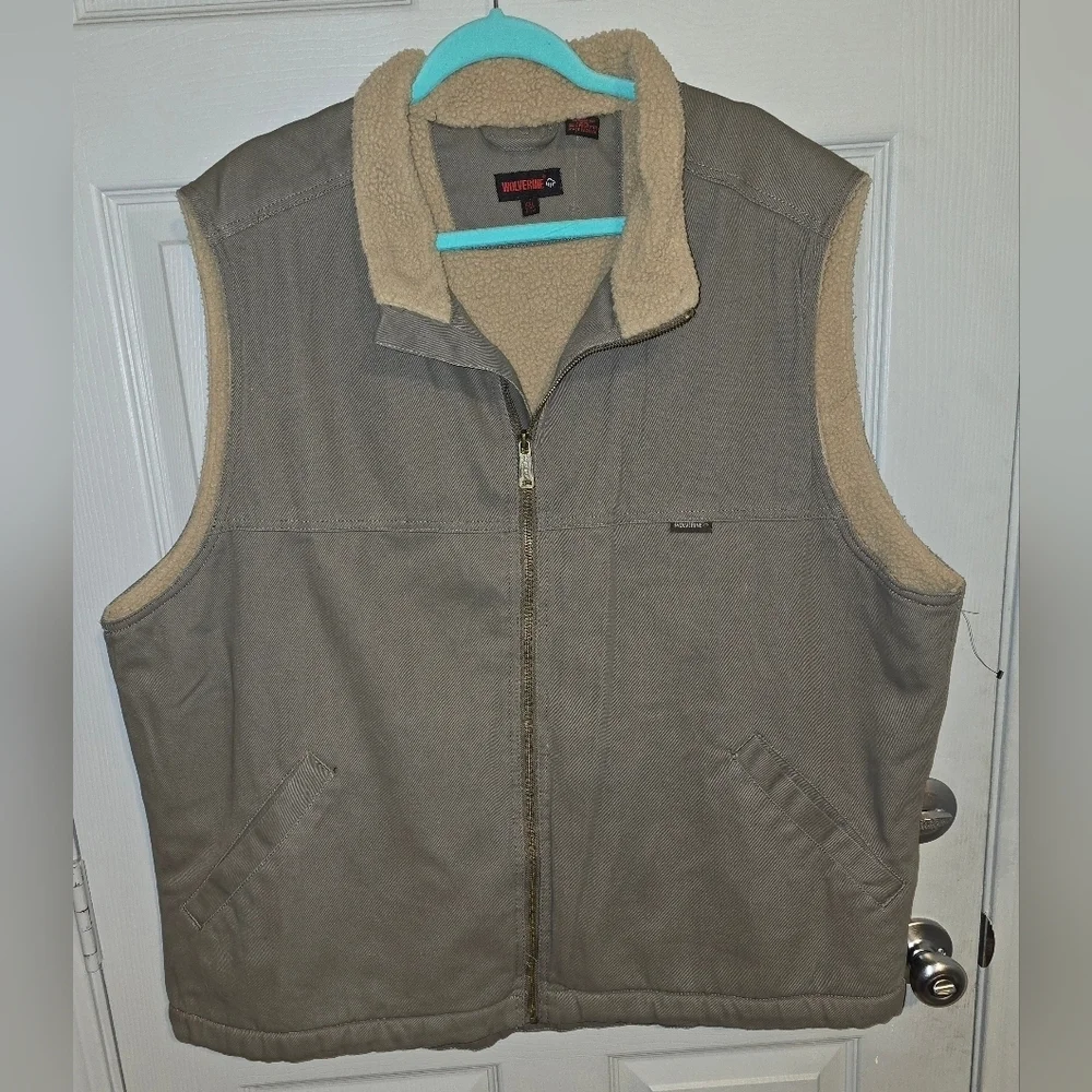 NWOT Wolverine Upland Vest Cotton Twill Tan Sherpa Lined Zip-up Vest Men's XXL